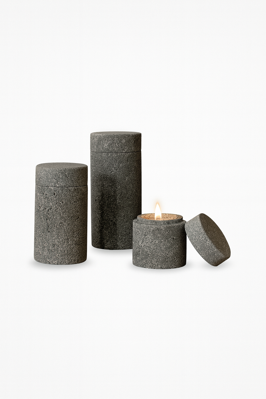 Kuro Candle Holders